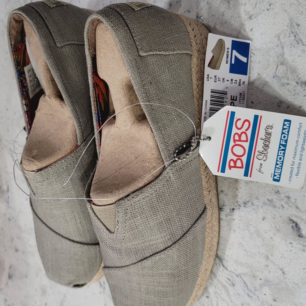 BOB BY SKECHERS MEMORY FOAM NWT - image 2